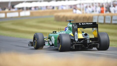 &bdquo;Caterham-Renault CT03&ldquo;