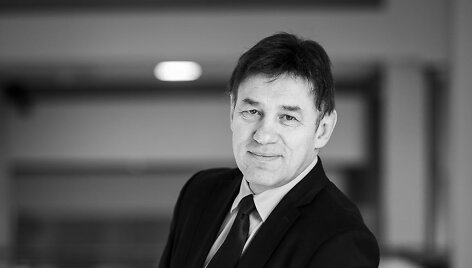  Vytauto Didžiojo universiteto rektorius prof. Juozas Augutis 