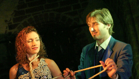 magijos teatras &bdquo;DiArchy&ldquo;