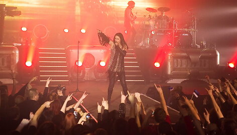 &bdquo;Within Temptation&ldquo; koncerto akimirka