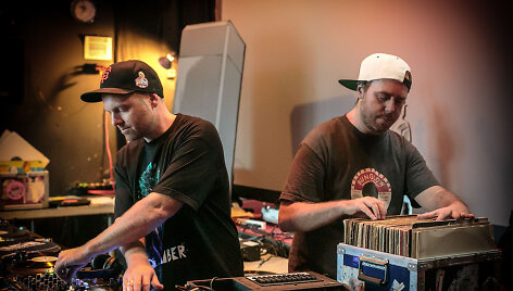 DJ Shadow ir Cut Chemist