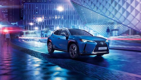 &bdquo;Lexus&ldquo; pristatė pirmąjį elektrinį automobilį