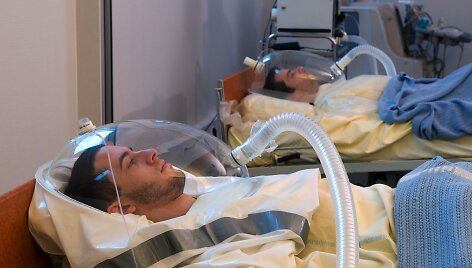 Kosminis &scaron;almas matuoja, kiek &bdquo;lovonautas&ldquo; įkvepia deguonies ir kiek i&scaron;kvepia anglies dvideginio