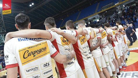 Pezaro klubo krep&scaron;ininkai