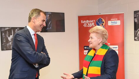 Krep&scaron;inio čempionato finalą stebėsianti prezidentė susitiko su Ispanijos karaliumi.