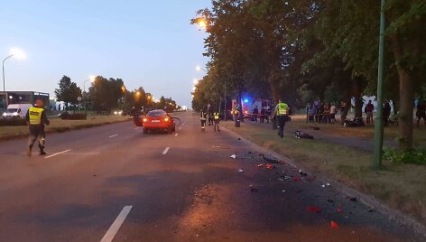 Klaipėdoje susidūrė motociklas ir automobilis &bdquo;Audi&ldquo;