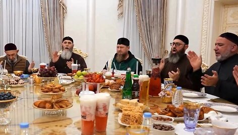 Ramzanas Kadyrovas iftaro metu