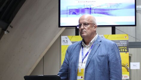 KTU profesorius Arminas Ragauskas Pasaulio lietuvių jaunimo susitikime