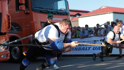 Žydrūnas Savickas praėjusiais metais laimėjo vilkikų tempimo čempionatą.