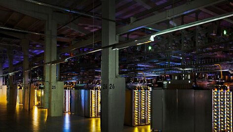 Korporacija &bdquo;Google&ldquo; leido pasižvelgyti po patalpas, kuriose yra kompanijos serveriai.