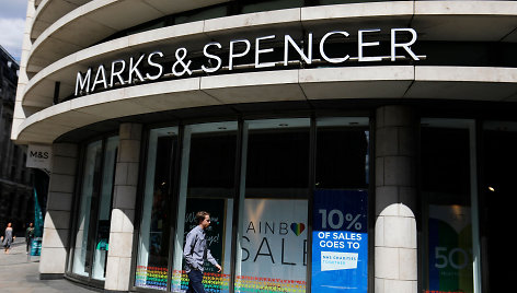 „Marks & Spencer“
