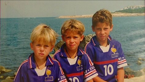 Broliai Hazardai su Zinedine'o Zidane'o mar&scaron;kinėliais