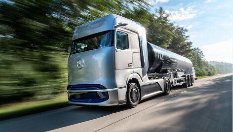 &bdquo;Daimler&ldquo; kuro elementų sunkvežimio prototipas