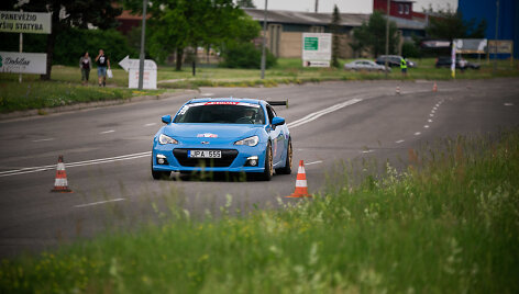 Automobilių slalomo varžybos Panevėžyje