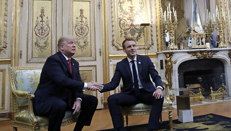 Donaldas Trumpas ir Emmanuelis Macronas