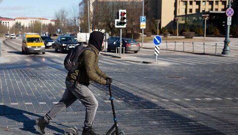 Saulėtas, bet vėsus pavasaris Vilniuje