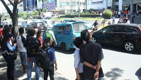 Žemės drebėjimas Indonezijoje