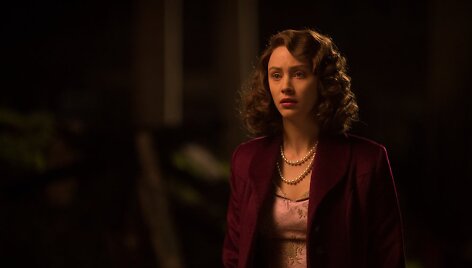 Sarah Gadon filme &bdquo;Naktis be karūnos&ldquo;