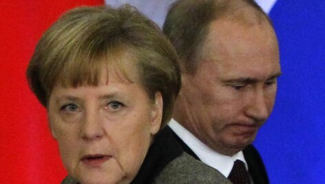 Angela Merkel ir Valdimiras Putinas