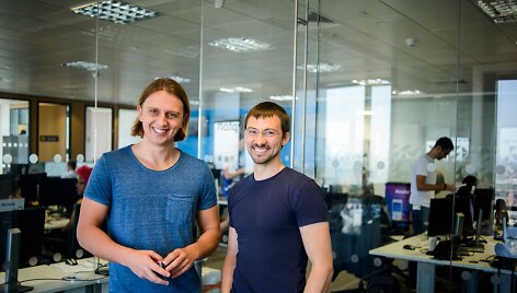 &bdquo;Revolut&ldquo; įkūrėjai ir vadovai: Nikolajus Storonskis bei  Vladas Yetsenko