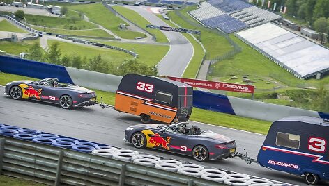 a-caravan-race-with-an-f1-twist-daniel-ricciardo-and-max-verstappen-take-it-to-the-red-bull-ring