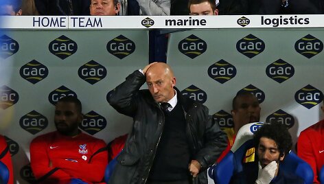 Ianas Holloway neteko &bdquo;Crystal Palace&ldquo; trenerio pareigų