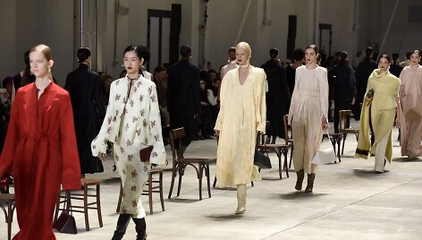 &bdquo;Jil Sander&ldquo; 2020&ndash;2021 m. rudens ir žiemos kolekcijos modeliai