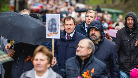 Valdemaras Tomaševskis gegužės 9-osios minėjime Antakalnio kapinėse