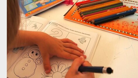 Kėdainiuose vis daugiau &scaron;eimų nei&scaron;gali savo vaikų i&scaron;leisti į mokyklą
