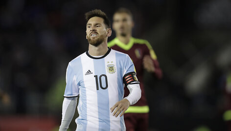 Lionelis Messi 