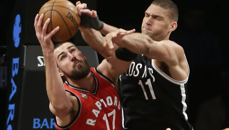 Jonas Valančiūnas ir Brookas Lopezas
