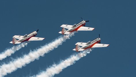 Palangos padangę raižys įspūdingosios Lietuvos akrobatinės grupės ANBO pilotai