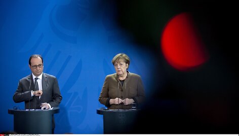Francois Hollande'as ir Angela Merkel