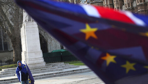 &bdquo;Brexit&ldquo; procesas sunkiai, bet juda į priekį