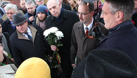 Lietuvos ambasadorius Rusijoje pagerbė sovietinių represijų aukas.