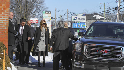 Celine Dion brolio Danielio laidotuvėse