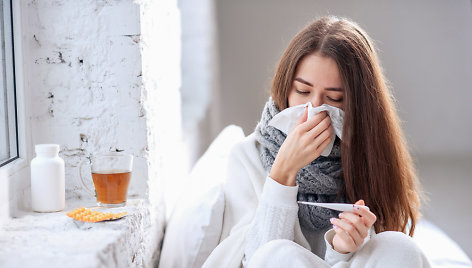 NVSC: per savaitę šoktelėjo sergančiųjų gripu, peršalimo ligomis ir COVID-19 skaičiai