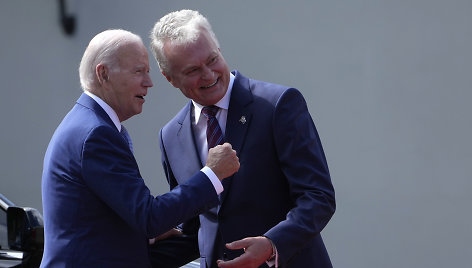 Joe Bidenas ir Gitanas Nausėda