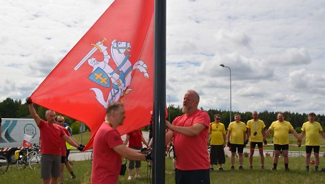 Istoriniame Merkinės miestelyje iškelta Vyčio vėliava