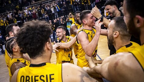 Atėnų AEK triumfas