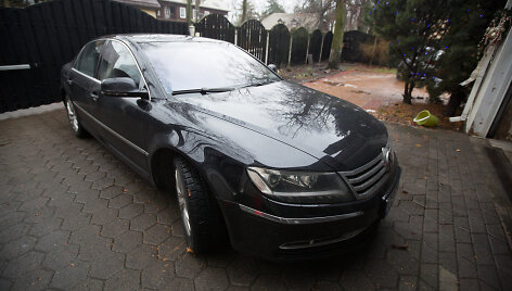 Rūdyti pradėjęs &bdquo;Volkswagen Phaeton&ldquo;