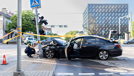 BMW ir „Toyota“ avarija Rinktinės gatvėje