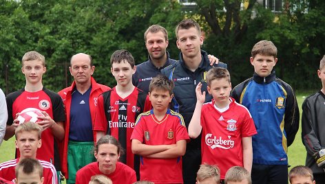 „Trakų“ komandos futbolo turnyras su globos namų vaikais