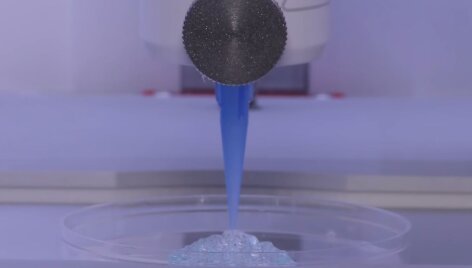 &Scaron;is 3D spausdintuvas naudoja ne ra&scaron;alą ir ne plastiką, o ląsteles