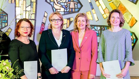 Kultūros ministrė įteikė premijas geriausiems &scaron;alies bibliotekininkams