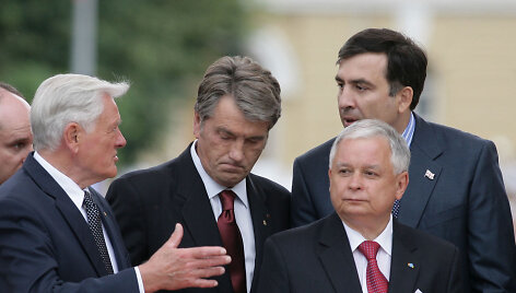 Valdas Adamkus, Viktoras Ju&scaron;čenka, Lecha Kaczynskis ir Michailas Saaka&scaron;vilis