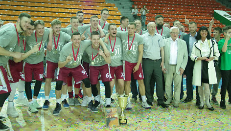 VDU triumfas