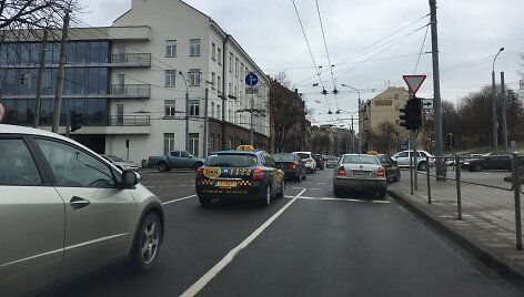 Spūstys J.Jasinskio ir V.Kudirkos g. sankryžoje