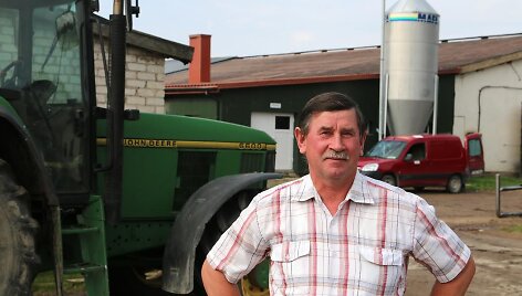 Raseinių rajono ūkininkas Jonas Galinaitis. V.Judicko nuotr.