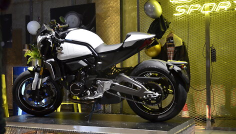 CF MOTO 700CL-X